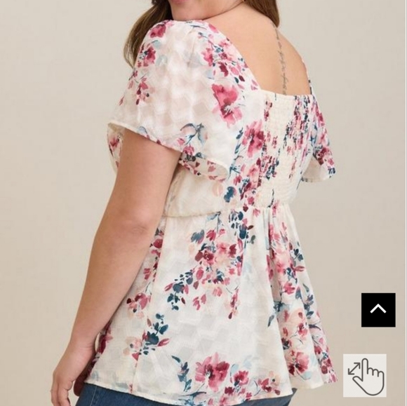 NWT Torrid Chiffon Fit and Flare Blouse - Picture 2 of 5